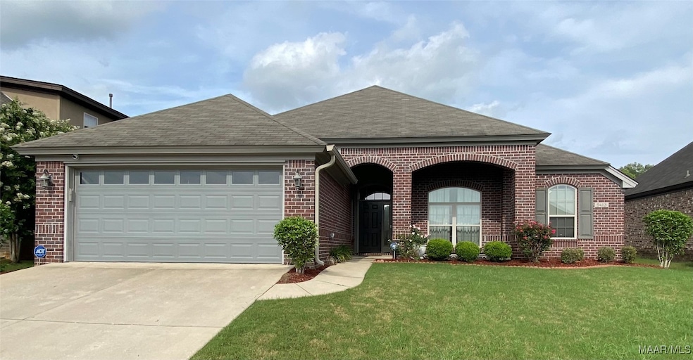 Welcome to your next home!  4 bedroom, 2 bathroom