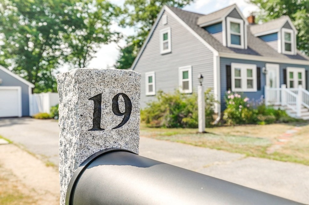 19 Birchwood Rd, Wilmington, MA 01887 - photo 1