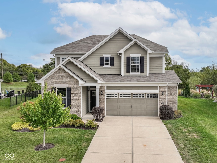 13595 Forest Glade Dr, Fishers, IN 46037 - photo 1
