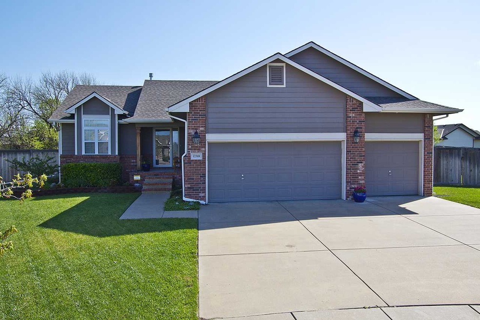 12318 MAINSGATE COURT