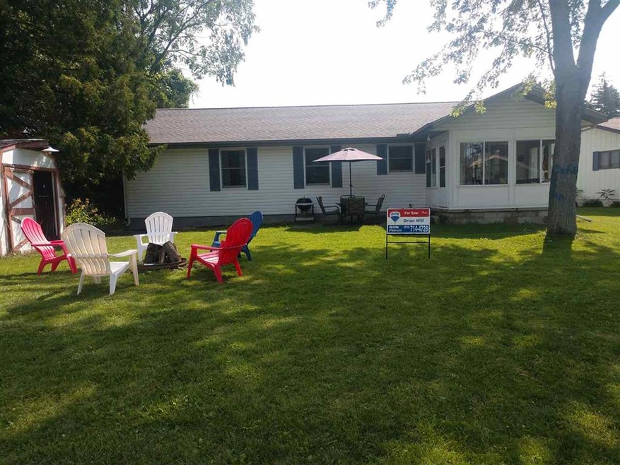 506 S Main St, Au Gres, MI 48703 - photo 1