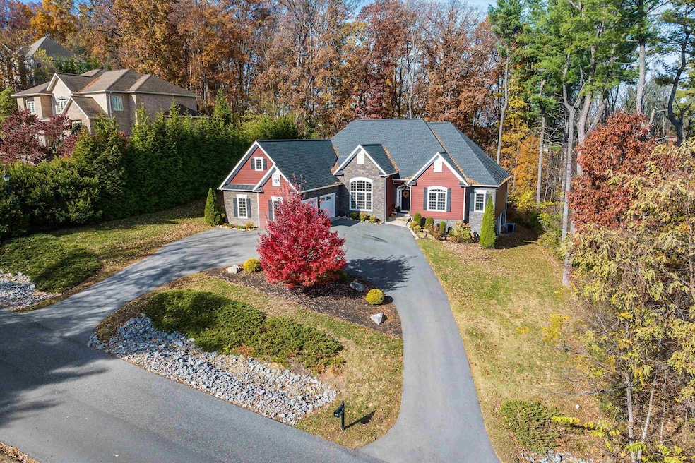 124 Steeplechase Dr, Penn Laird, VA 22846 - photo 1