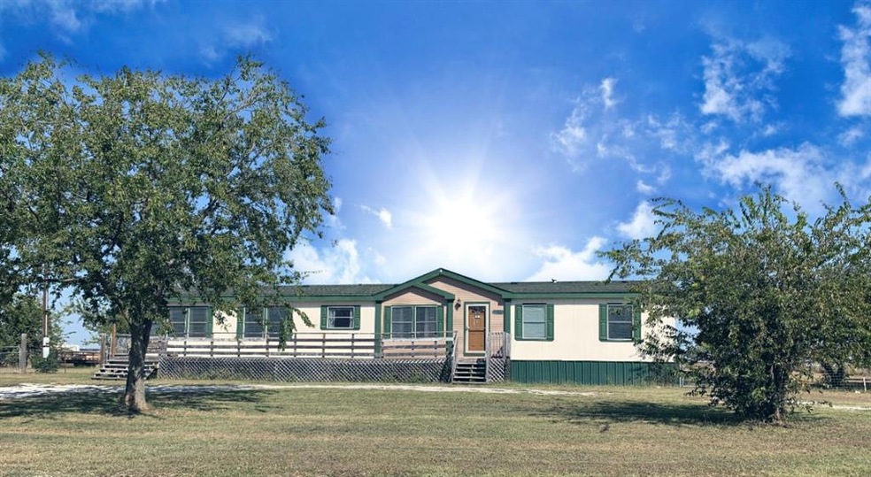 464 County Road 4421, Rhome, TX 76078 - photo 1