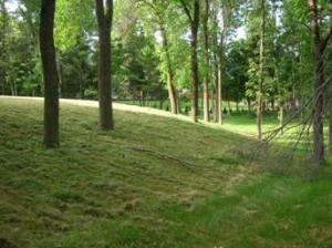 W163N8063 Hiawatha Ct, Menomonee Falls, WI 53051 - photo 1