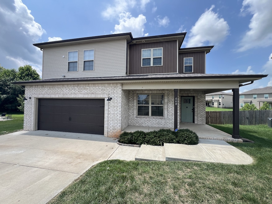 660 Elm St, Clarksville, TN 37040 - photo 1