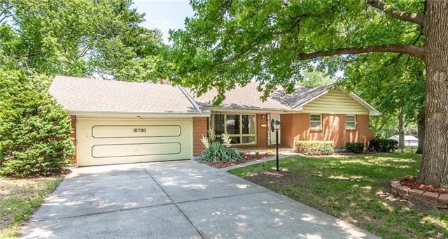 10700 W 65th St, Shawnee, KS 66203 - photo 1