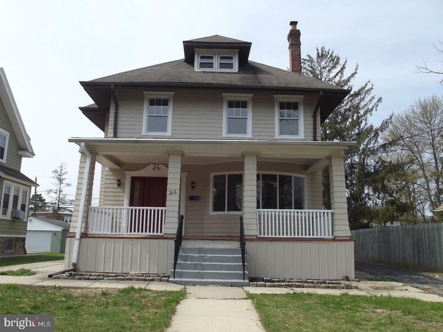 212 W Winona Ave, Norwood, PA 19074 - photo 1