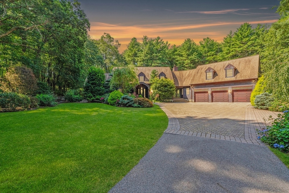 Sold $2,150,000 • Co-Listing Agent