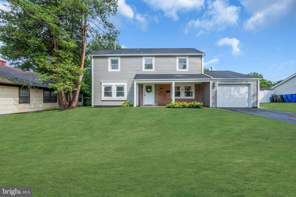 28 Princeton Ln, Willingboro, NJ 08046 - photo 1