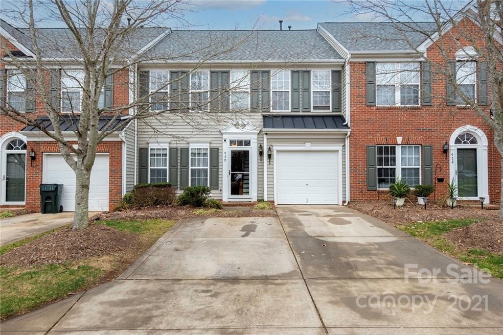 930 Kite Dr, Fort Mill, SC 29715 - photo 1