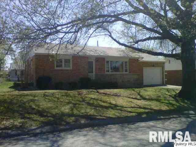 2011 W Kimberly Rd, Davenport, IA 52806 - photo 1