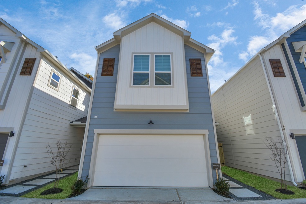 778 W Tidwell Rd unit F, Houston, TX 77091 - photo 1