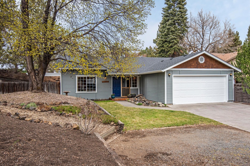 2653 NE Genet Ct, Bend, OR 97701 - photo 1