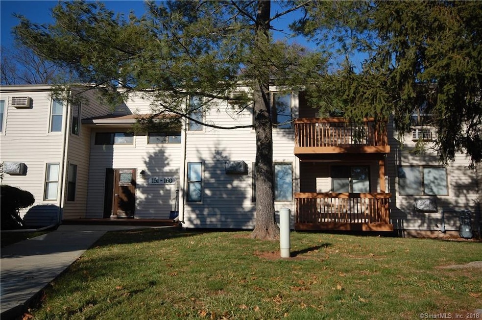 158 Woodland Dr unit 158, Cromwell, CT 06416 - photo 1