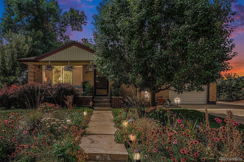 Under Contract $465,000