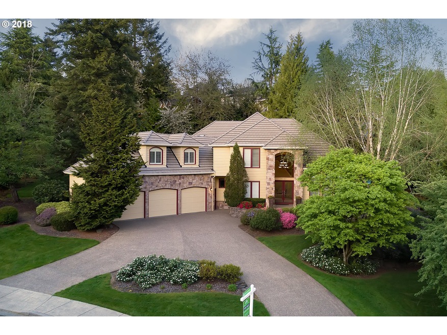 2040 Tanner Creek Ln, West Linn, OR 97068 - photo 1