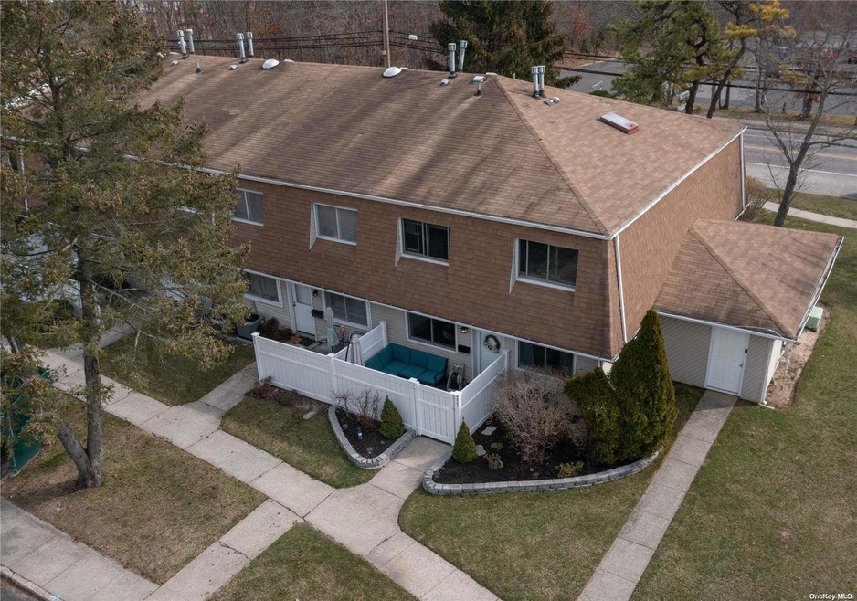 227 Storm Dr, Holtsville, NY 11742 - photo 1