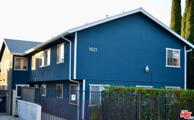 1621 Vineyard Ave unit 4, Los Angeles, CA 90019 - photo 1