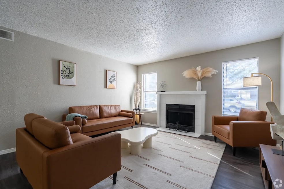 1000 River Bend Dr unit B3-0209, Lancaster, TX 75146 - photo 1