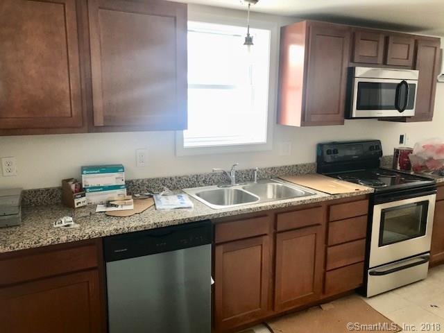 10 Pickett Rd, Plainfield, CT 06374 - photo 1