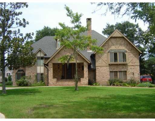 100 Villere Place, Destrehan, LA 70047 - photo 1