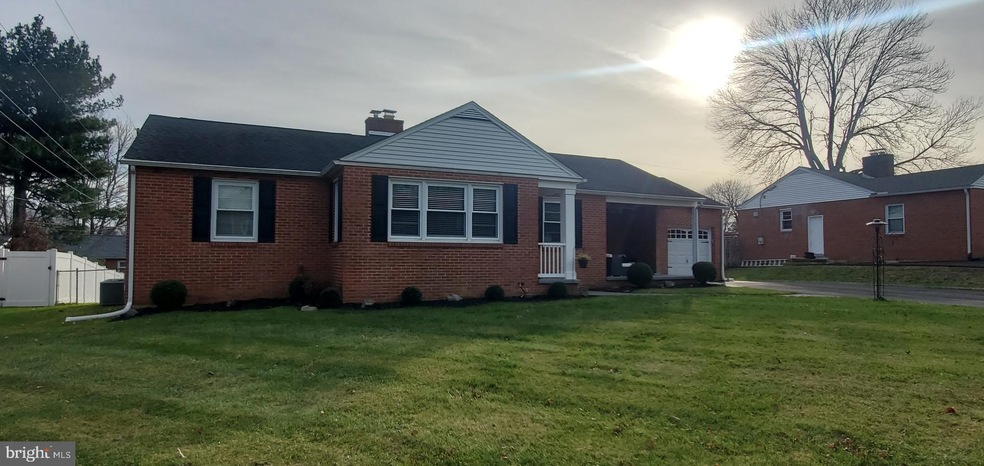 410 Marshfield Rd, Wilmington, DE 19803 - photo 1