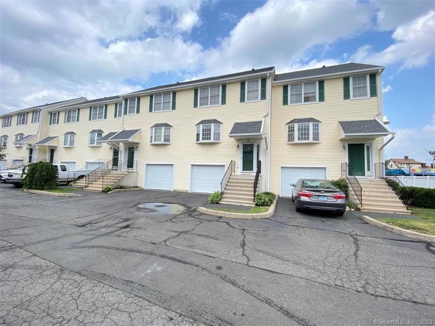 Sold $325,000 • Co-Listing Agent