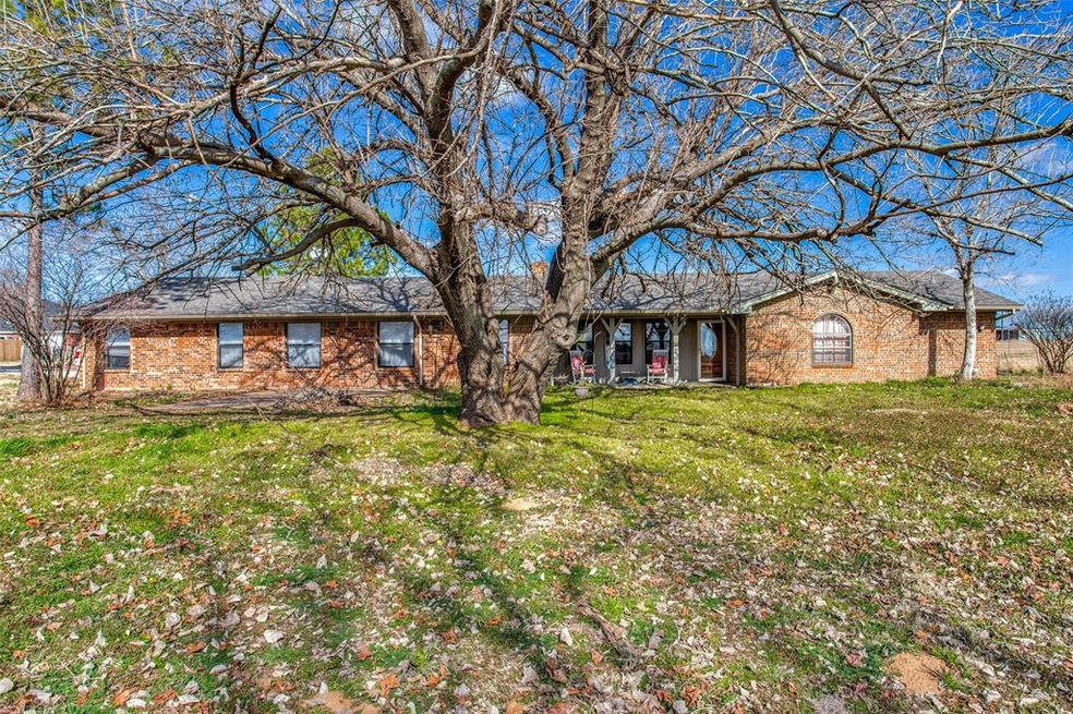1087 County Road 4797, Springtown, TX 76082 - photo 1