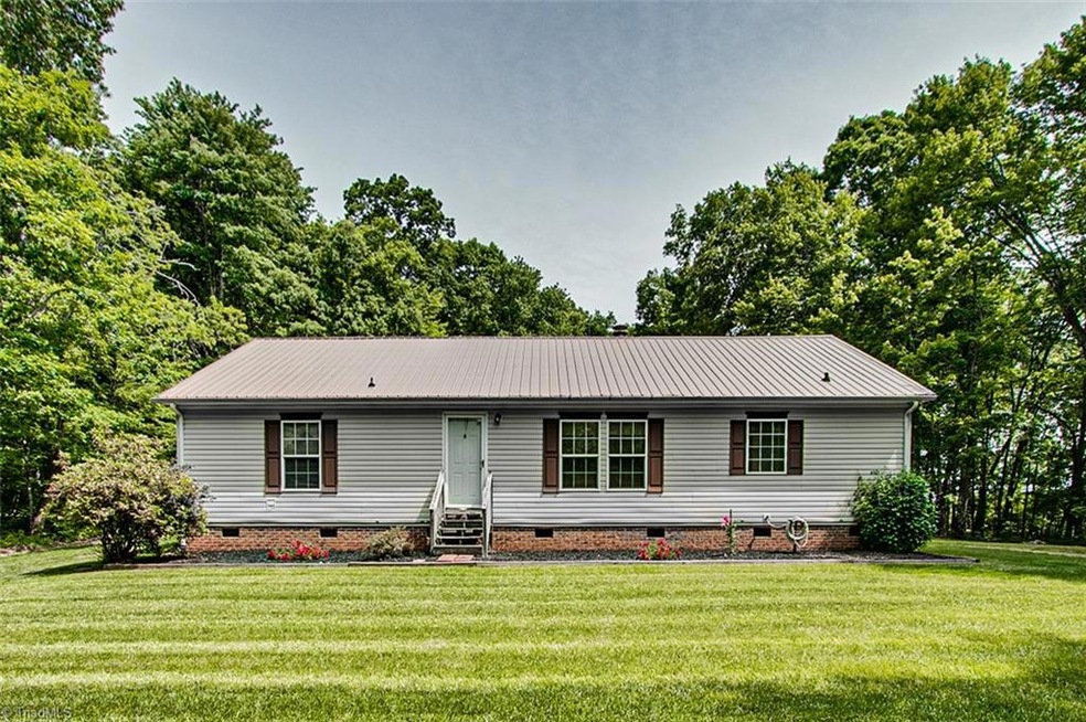 6527 Mount Lebanon Rd, Troy, NC 27371 - photo 1