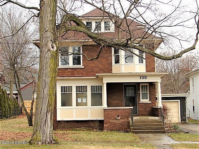 138 W Mansion St, Marshall, MI 49068 - photo 1