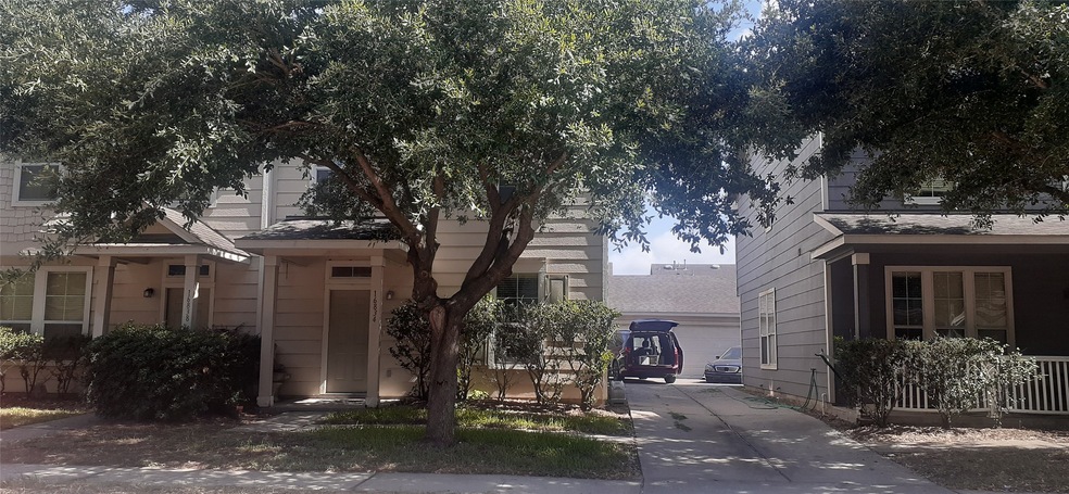 16834 Mammoth Springs Dr, Houston, TX 77095 - photo 1