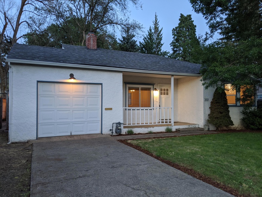 1437 NW Hawthorne Ave, Grants Pass, OR 97526 - photo 1