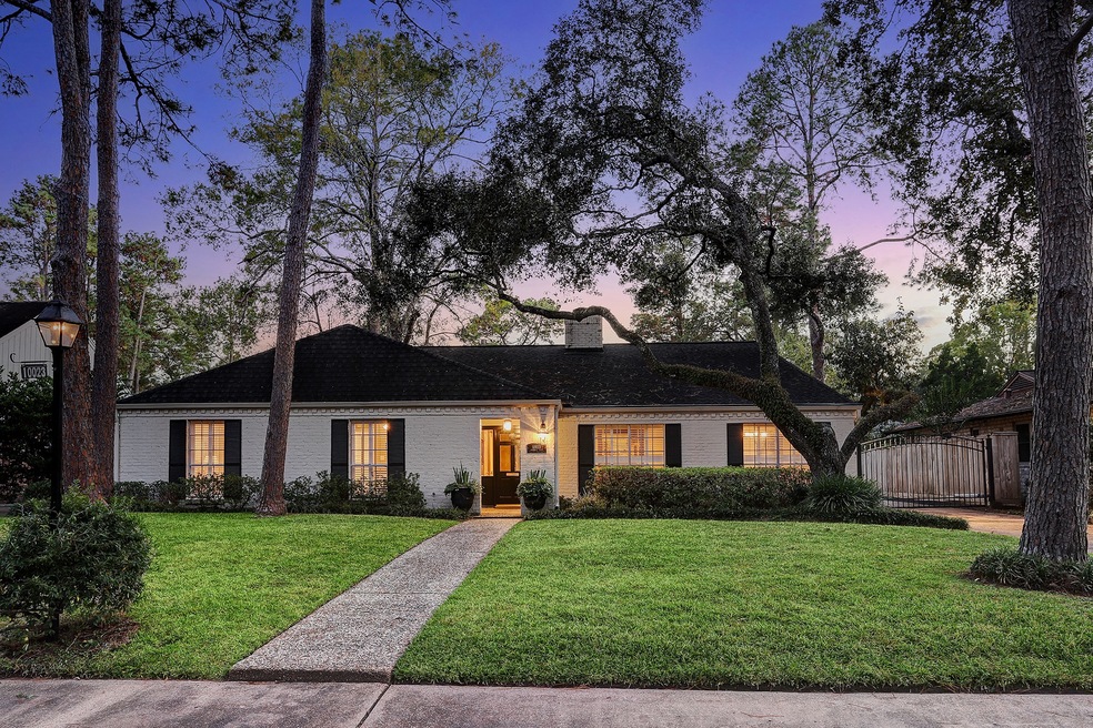 10023 Lynbrook Dr, Houston, TX 77042 - photo 1