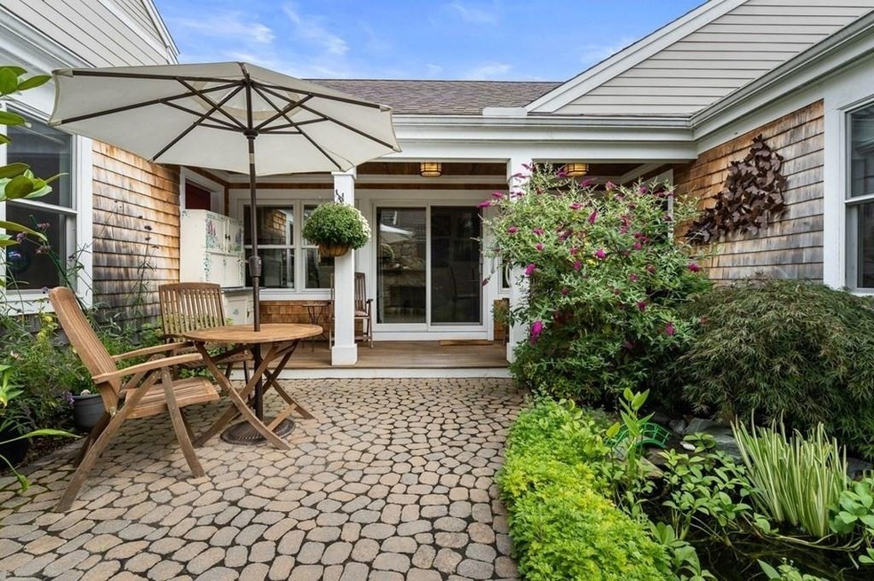 8 Red Canoe unit 8, Plymouth, MA 02360 - photo 1