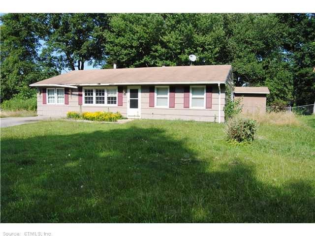 46 Blacksmith Dr, Ledyard, CT 06339 - photo 1