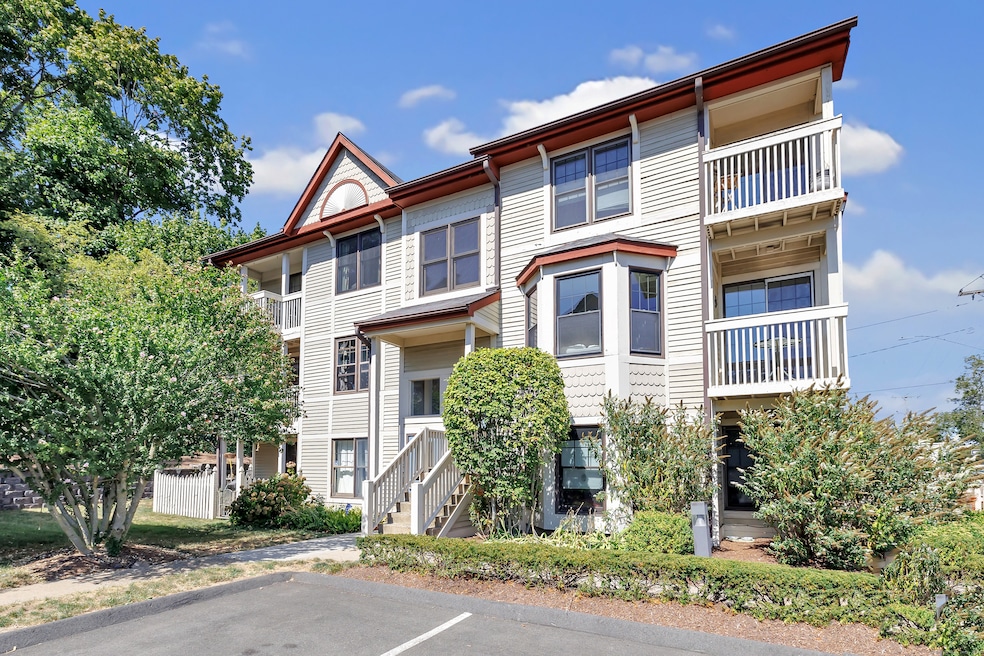 Under Contract $184,999