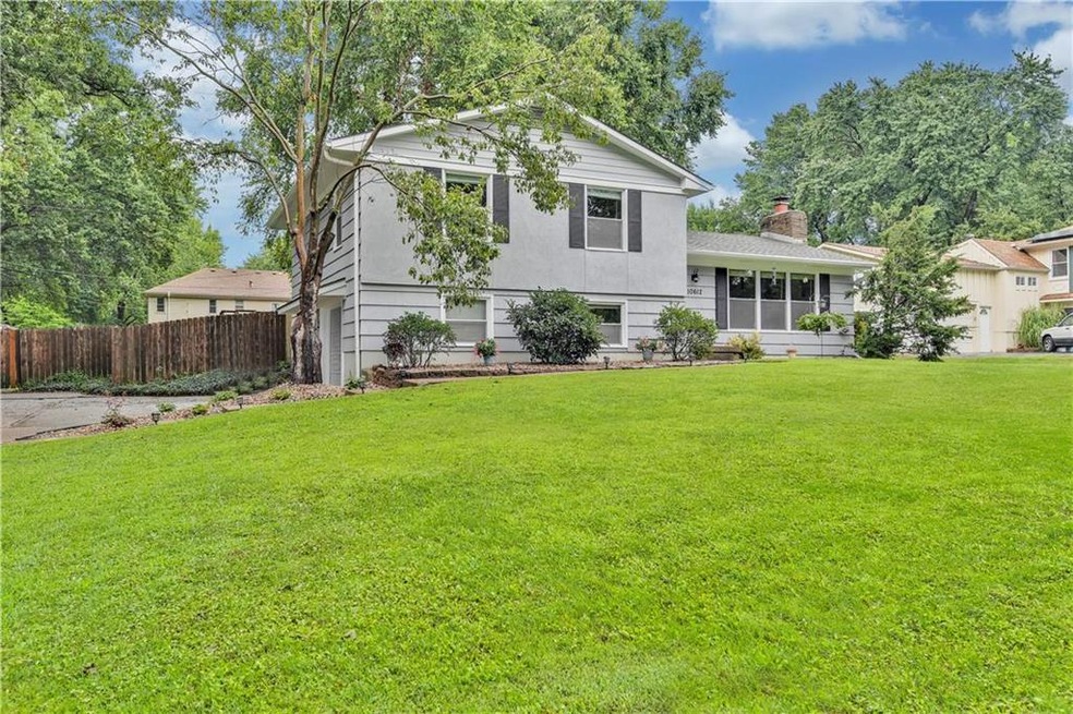 10612 W 48th Terrace, Shawnee, KS 66203 - photo 1