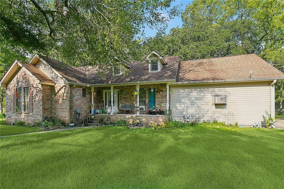 311 Carnation St, Slidell, LA 70460 - photo 1