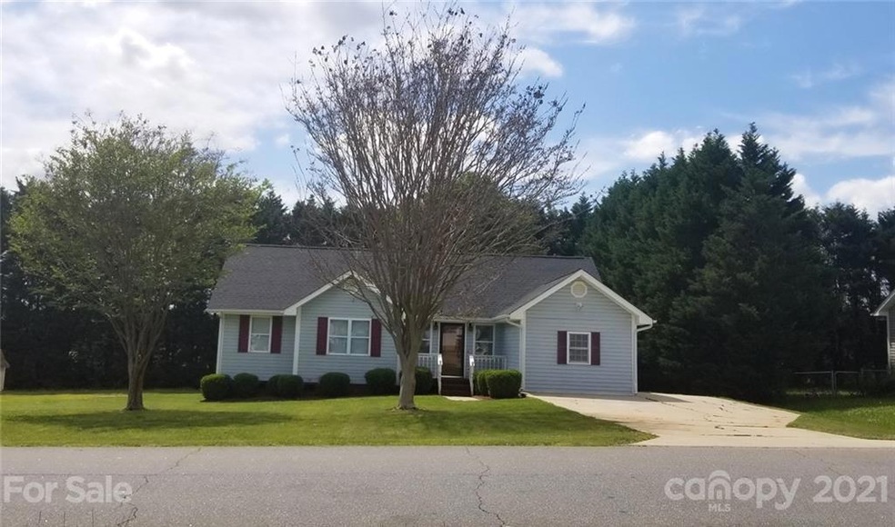 124 Hyde Ln unit 30, Statesville, NC 28625 - photo 1