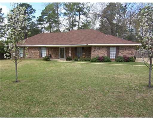 4425 Walden Dr, Pineville, LA 71360 - photo 1