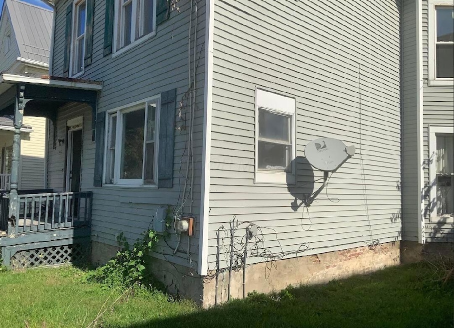 402 Broad St, Conneaut, OH 44030 - photo 1