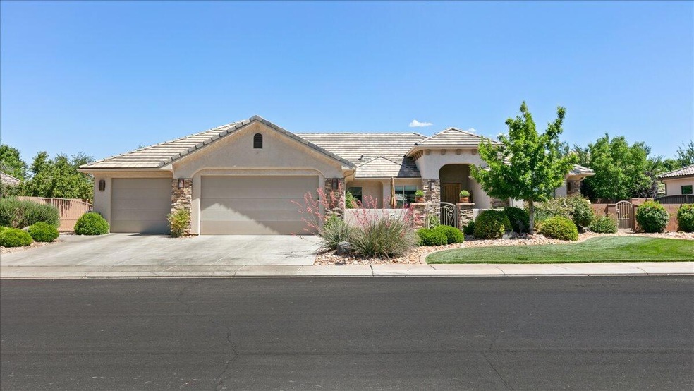 442 W Granite Dr, Washington, UT 84780 - photo 1