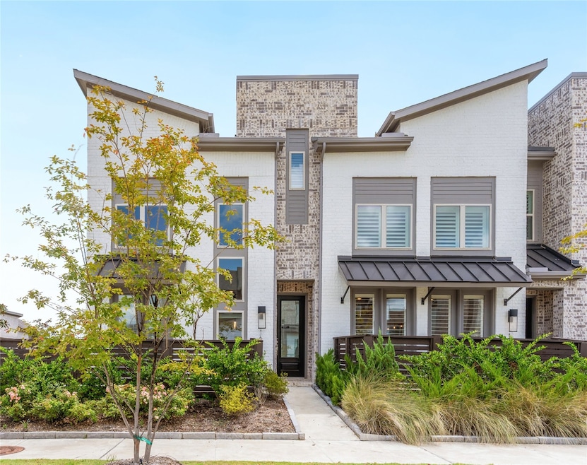 Welcome to corner unit townhome in Bridgeland Central