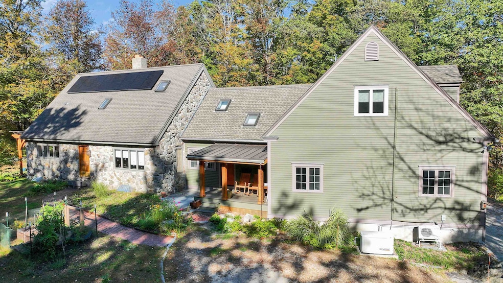 6 Mottau Dr, Lyndeborough, NH 03082 - photo 1