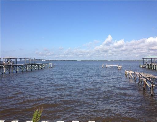 519 Sandy Hook Dr, Pass Christian, MS 39571 - photo 1