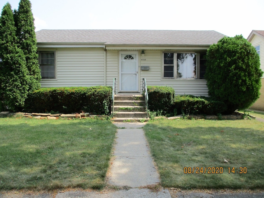9737 Warren Ave, Oak Lawn, IL 60453 - photo 1