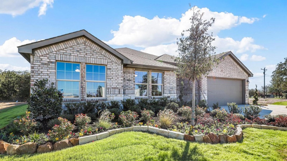 863 Waterford Way, Joshua, TX 76058 - photo 1