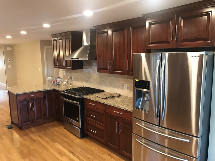 34 Hillcrest Cir unit 1, Watertown, MA 02472 - photo 1