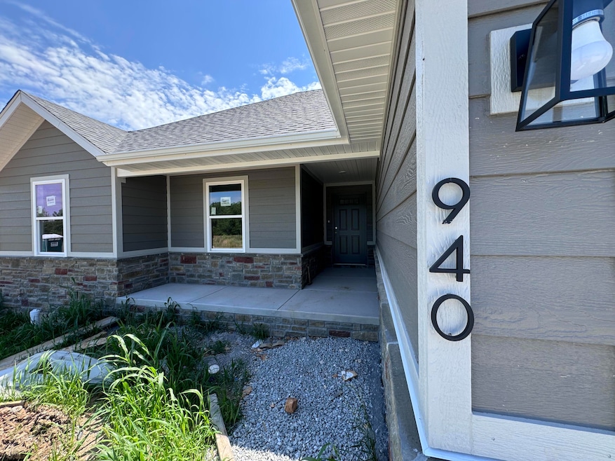 940 Gettysburg Loop, Republic, MO 65738 - photo 1