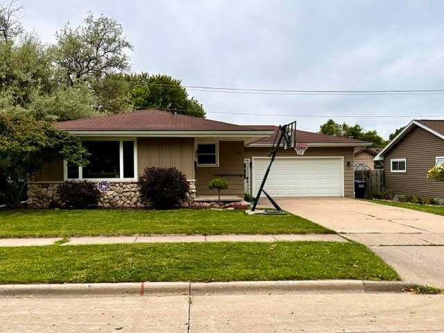 1501 N Eugene St, Appleton, WI 54914 - photo 1